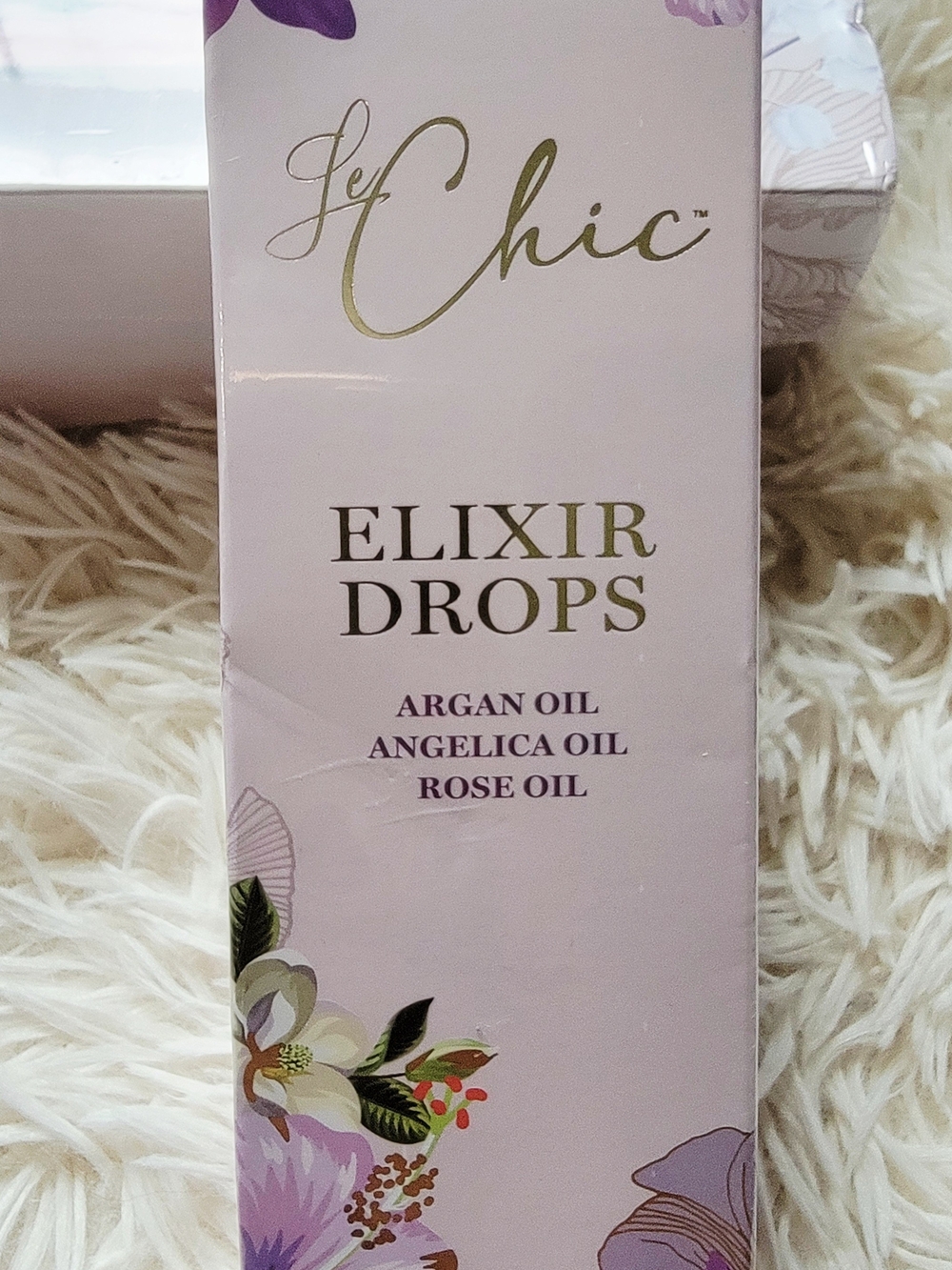 Le Chic 4-Piece Bundle: Repairing Caviar Set, Elixer Drops And Ceramic Flat Iron - Picture 3 of 16
